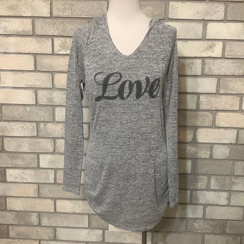 3for$20 long sleeve hoodie shirt medium maternity